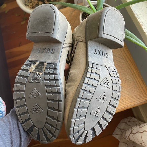 ♥️ Slouch Roxy Boots ✨ - Picture 3 of 4